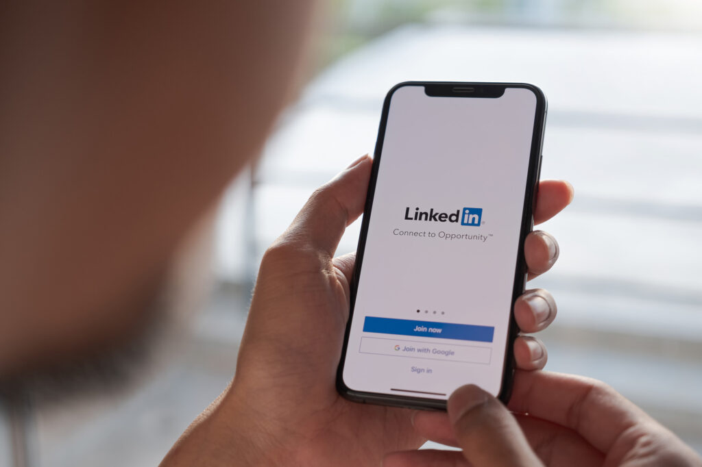 LinkedIn Lead Gen Forms: Jak zwiększyć liczbę leadów dzięki zautomatyzowanym formularzom?