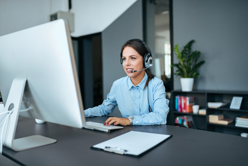 8 narzędzi do call center, które naprawdę działają – ranking 2025