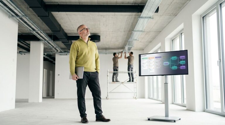 Ranking 7 CRM-ów pod automatyzację sprzedaży i AI w 2026 roku: Salesforce, Attio, Twenty, Zoho, HubSpot, Close i Pipedrive